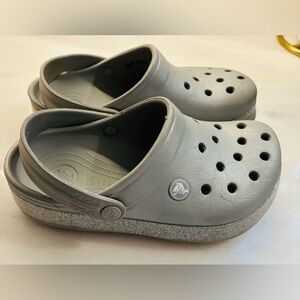 Crocs Crocband Glitter Clogs silver    Kids size J 3